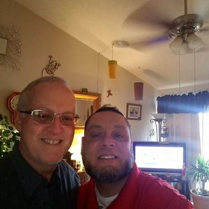 Meet your Posher, Christopher